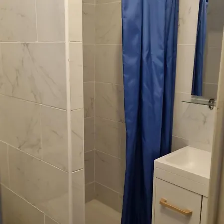 Centre One Bedroom *