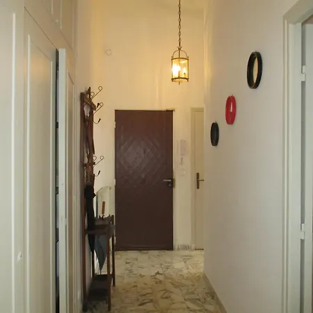 Centre One Bedroom Апартаменты